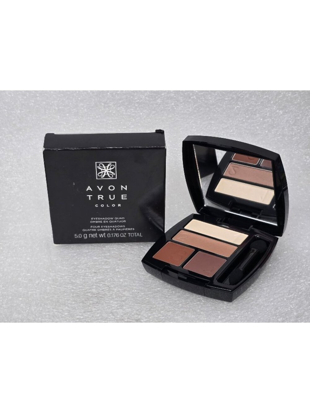 Avon True Color Eyeshadow Quad Warm Sunrise Palette Mirror & Applicator Included